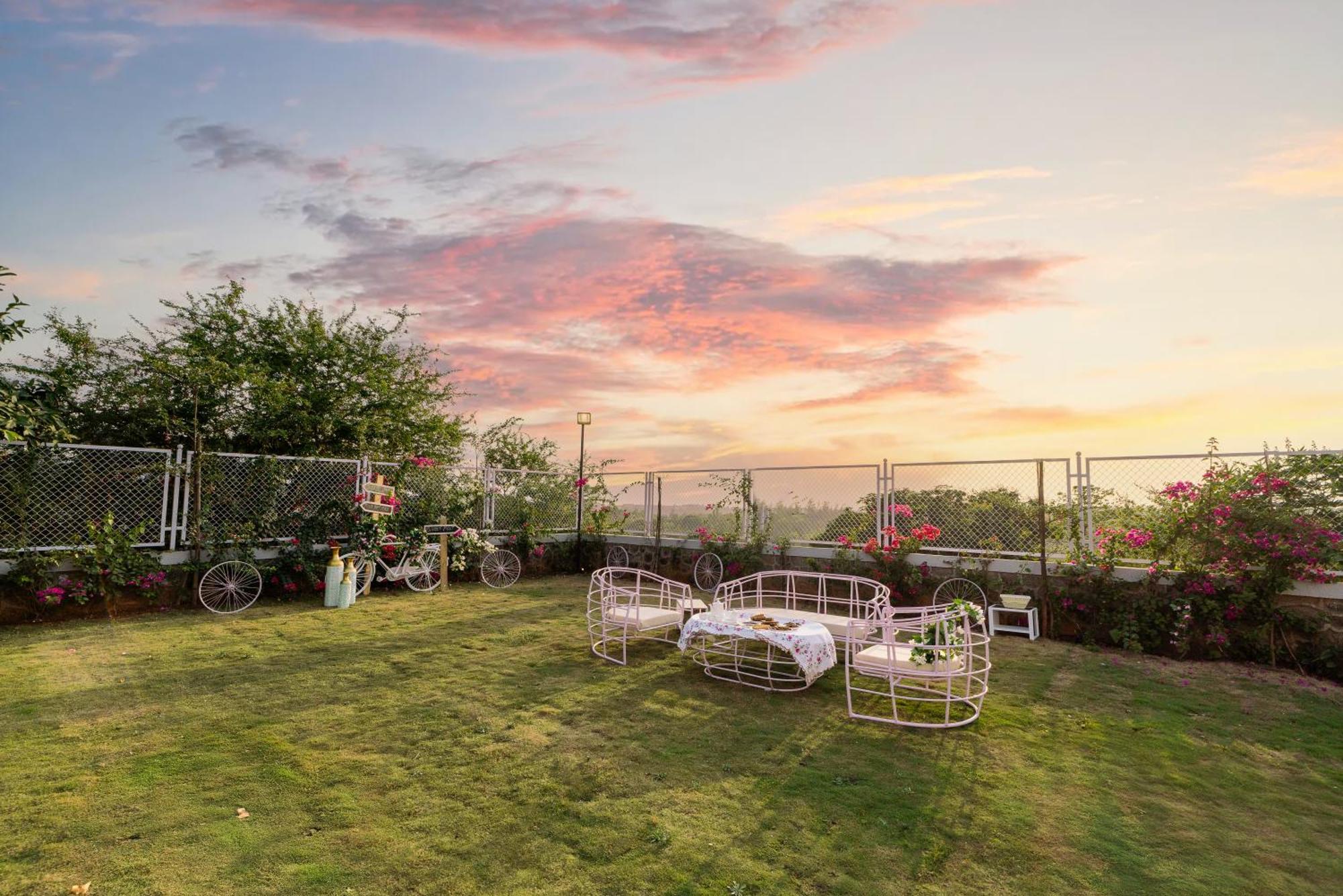 Ekostay Luxe - Casa Noah - Paddle Court & Sunset Point Lonavala Εξωτερικό φωτογραφία