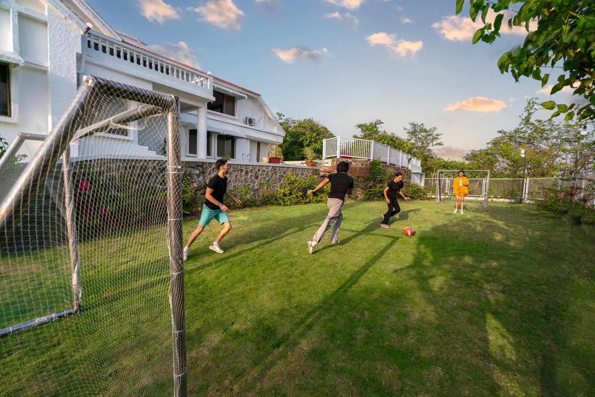 Ekostay Luxe - Casa Noah - Paddle Court & Sunset Point Lonavala Εξωτερικό φωτογραφία
