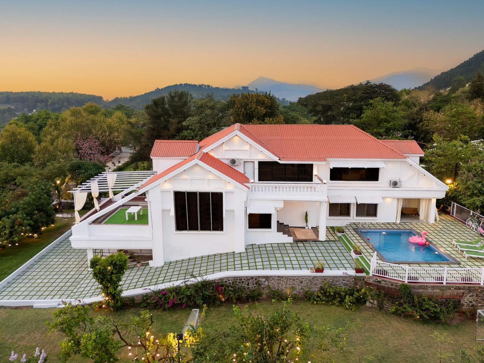Ekostay Luxe - Casa Noah - Paddle Court & Sunset Point Lonavala Εξωτερικό φωτογραφία